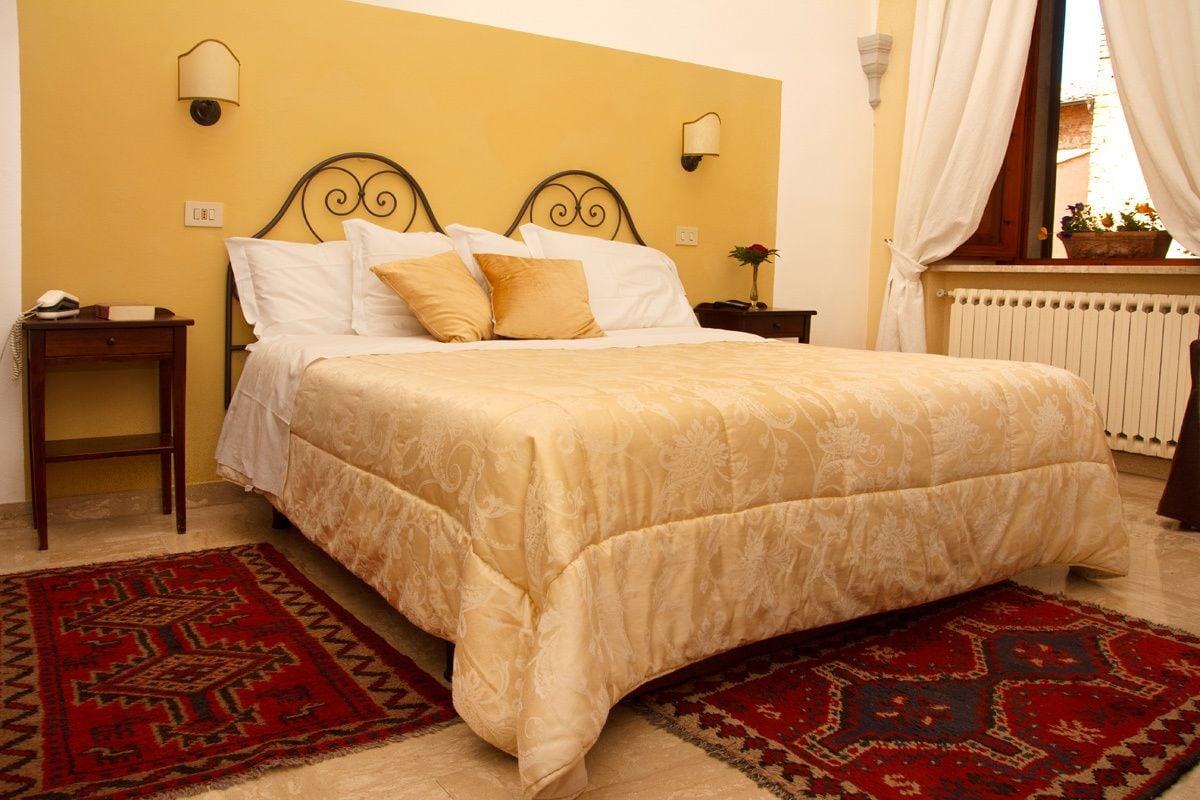 Albergo Duomo Montepulciano Stazione Eksteriør bilde