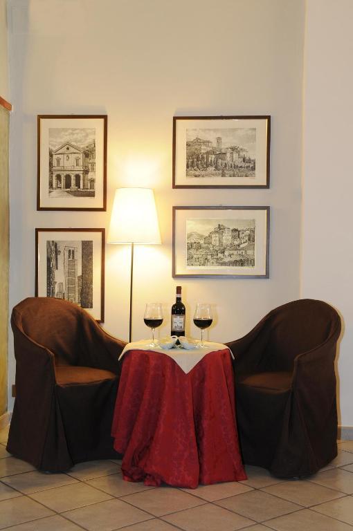 Albergo Duomo Montepulciano Stazione Rom bilde