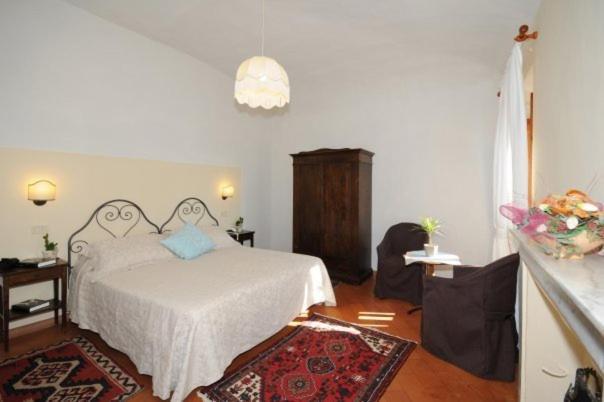 Albergo Duomo Montepulciano Stazione Rom bilde